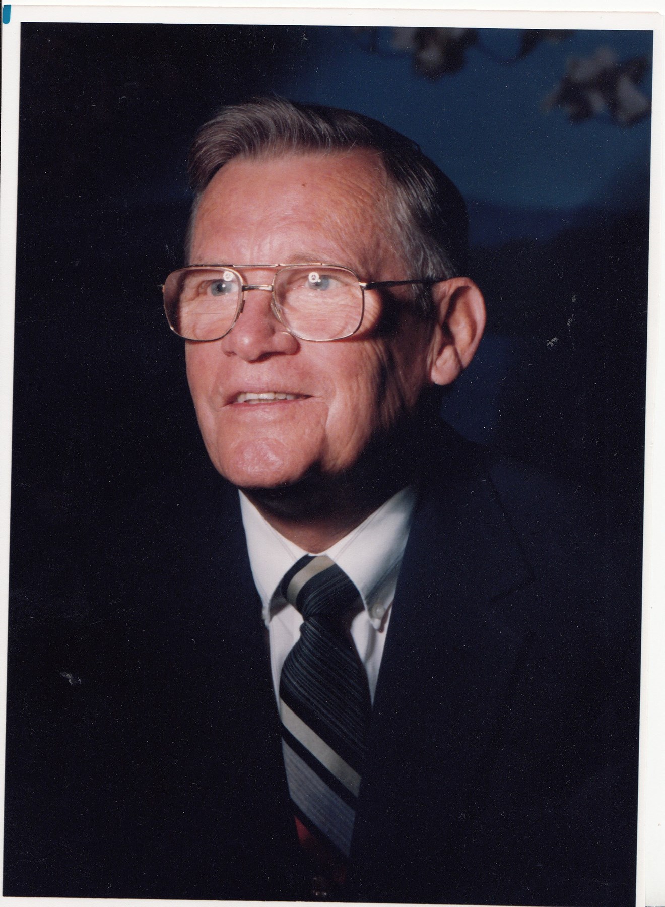Obituary of William P. Perry Sr.