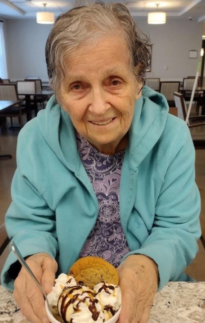 Obituary of Sylvia Skarpalezos Rowell