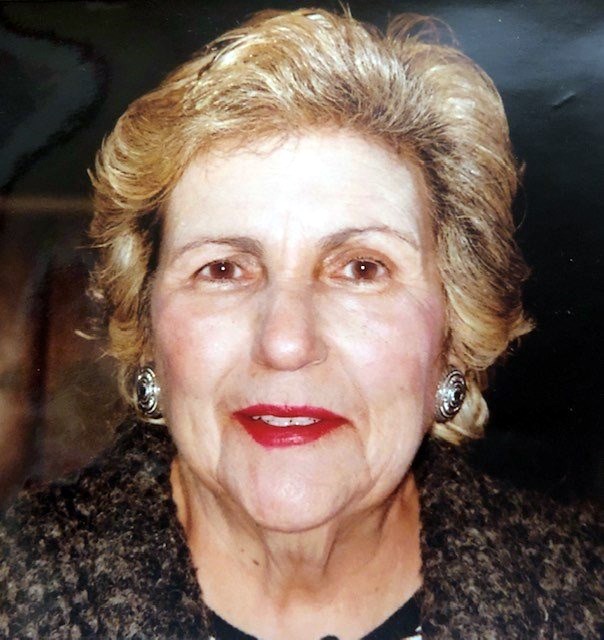 Obituary of Ana Maria Kaufer