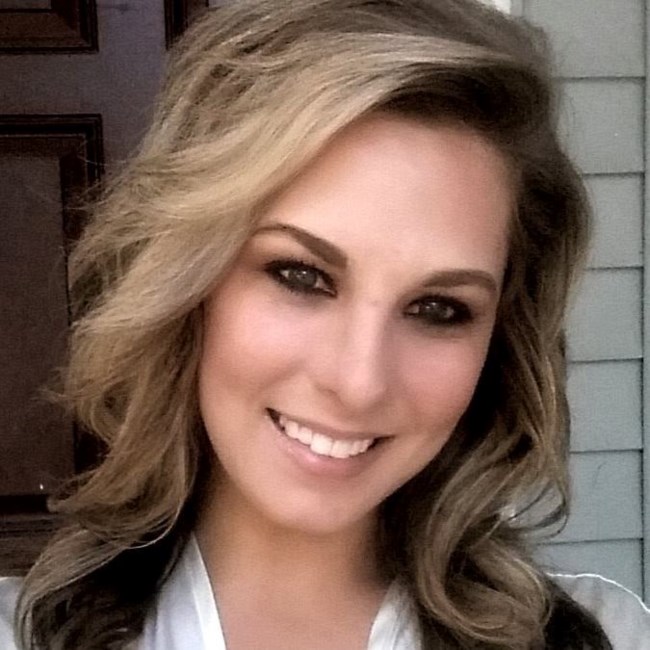 Obituary of Lauren Daniels Lew