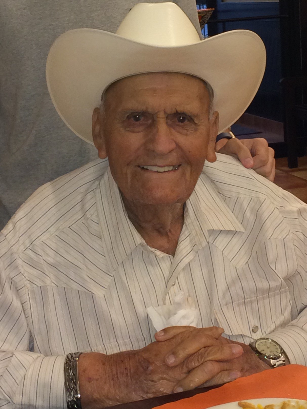 Obituario de Juan Cisneros