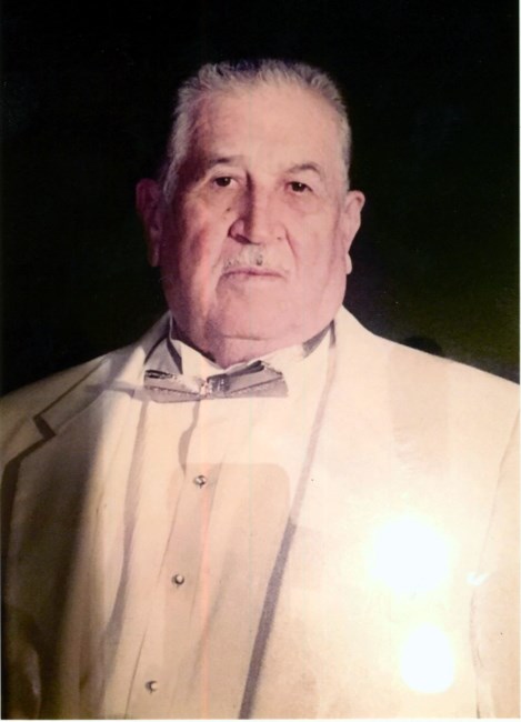Obituary of Manuel Molina Chapa