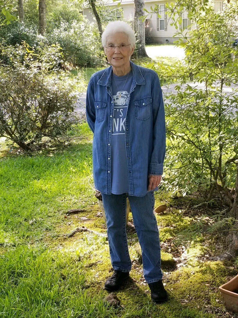 Obituary of Jeanne Chauvin Campbell