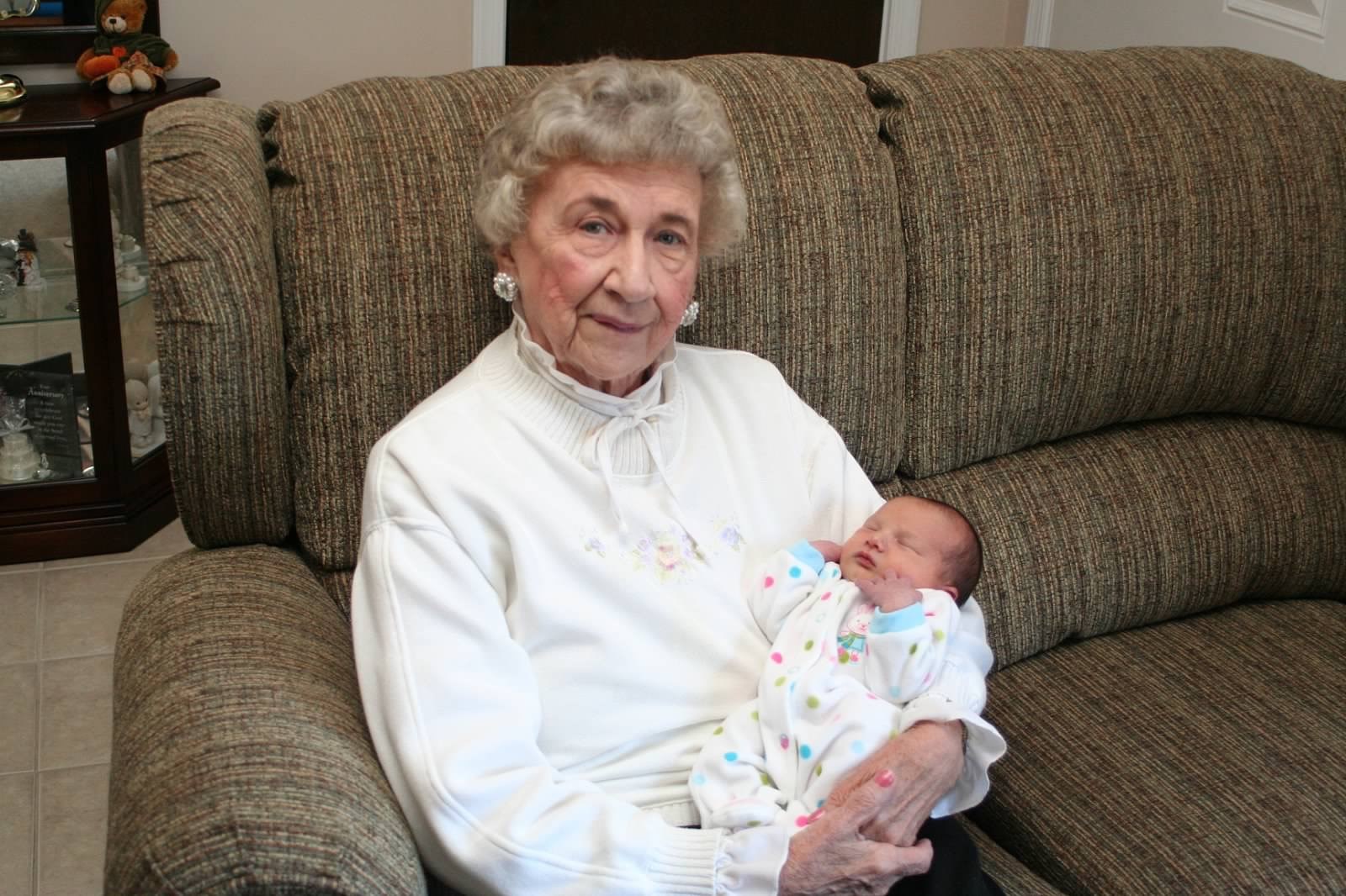 Avis de décès de Mrs. Thelma Freda Valerio