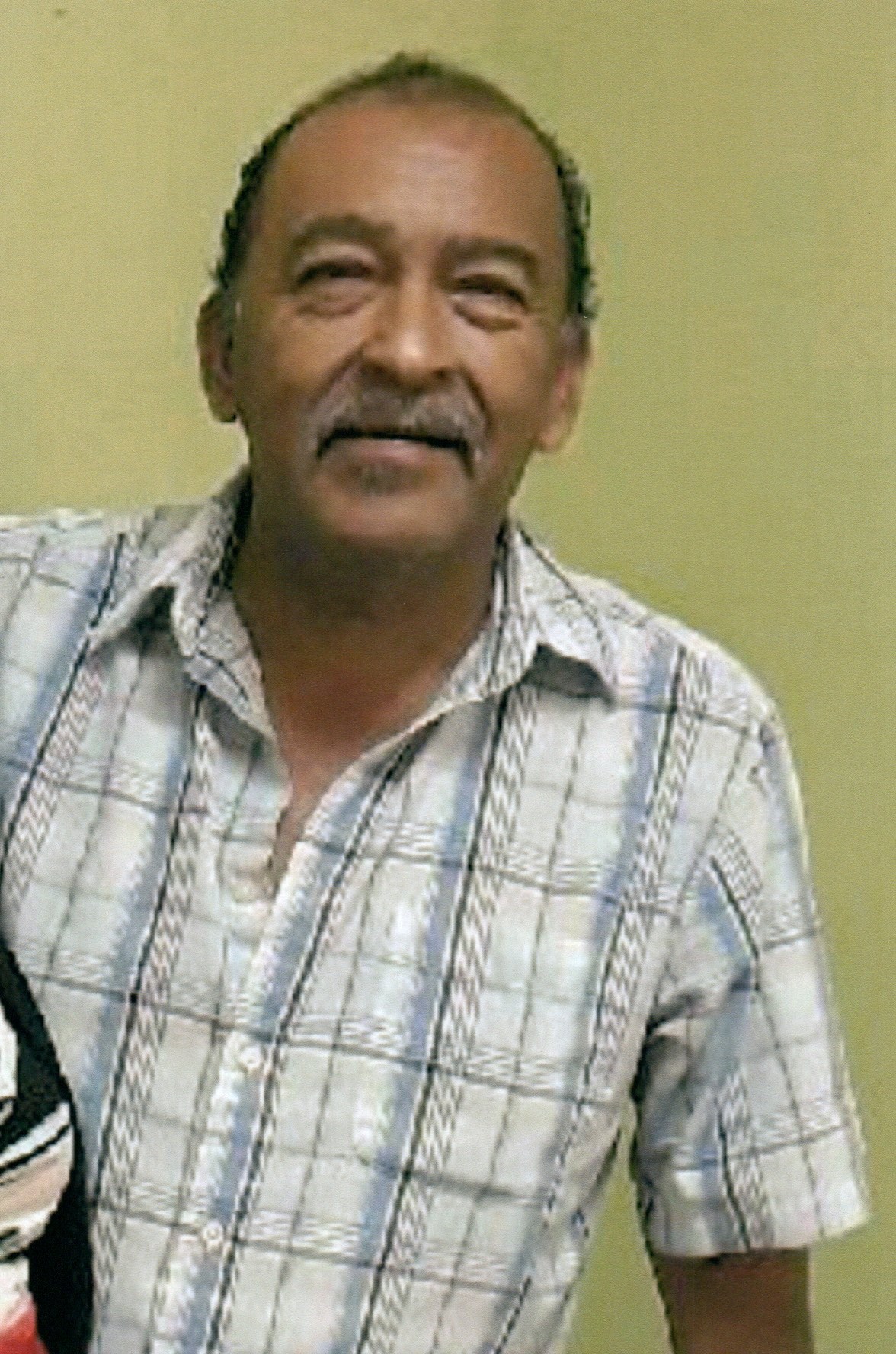 Obituary of Mario Salinas