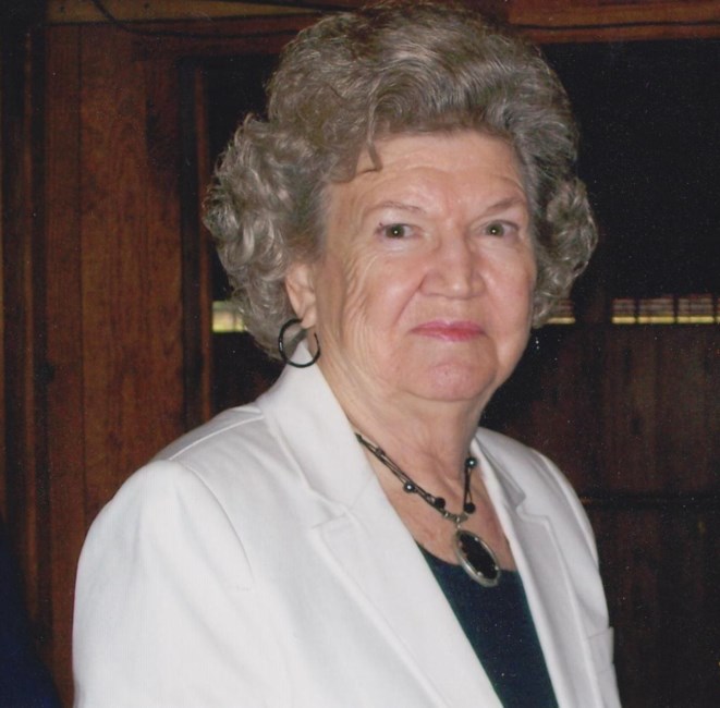 Obituario de Betty J Holley