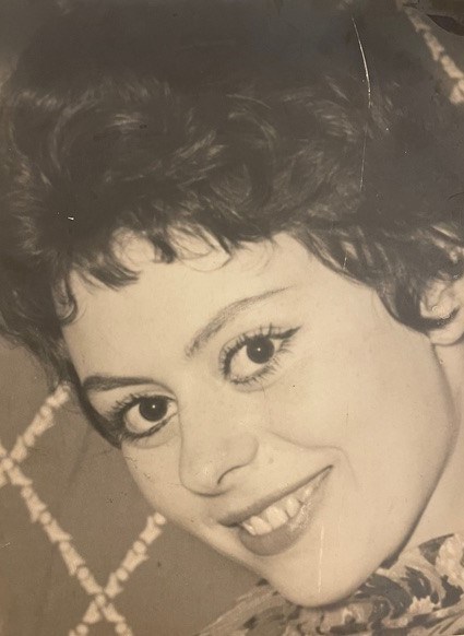 Obituario de Mary Kelly