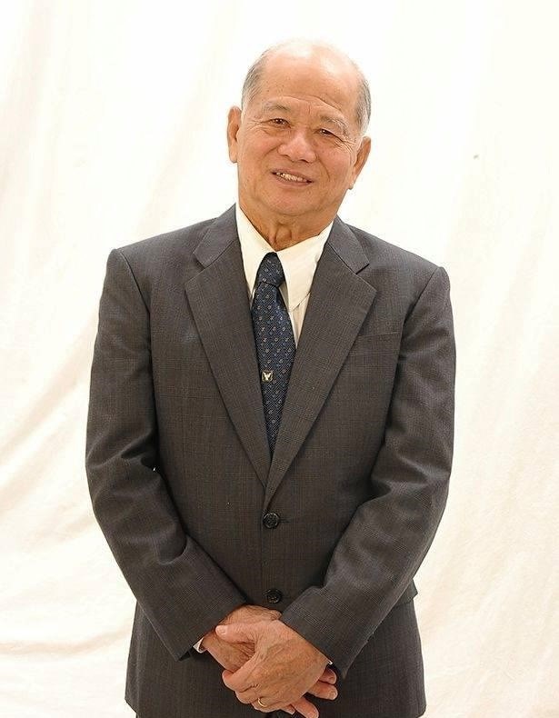 Obituary of Hal Van Huynh