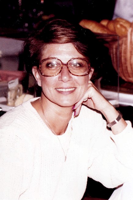 Obituary of Nina Manachi