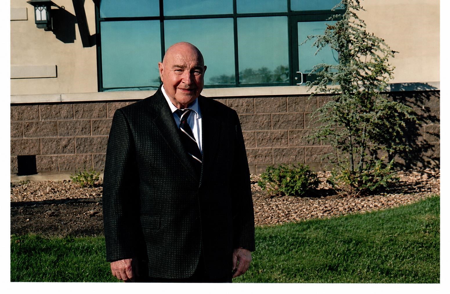 Obituary of Leo Fredrick Gieringer