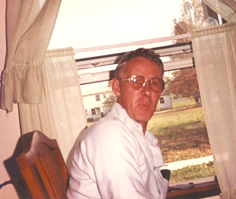 Obituary of Woodford Ernest "Ernie" Bradley