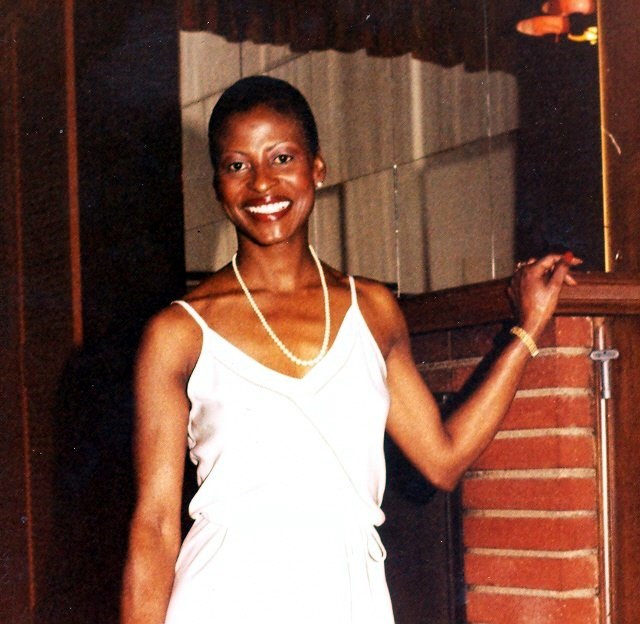 Obituario de Linda Hines-Barker