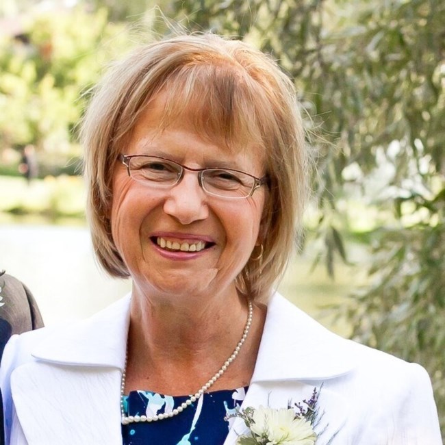 Obituario de Elizabeth Liz Watkins