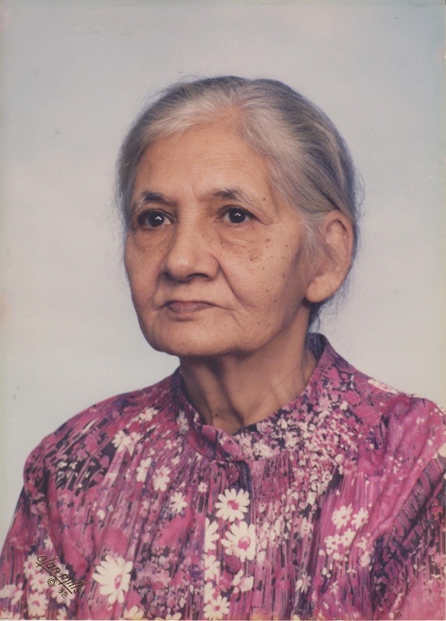 Obituary of Dionicia L. Mendez