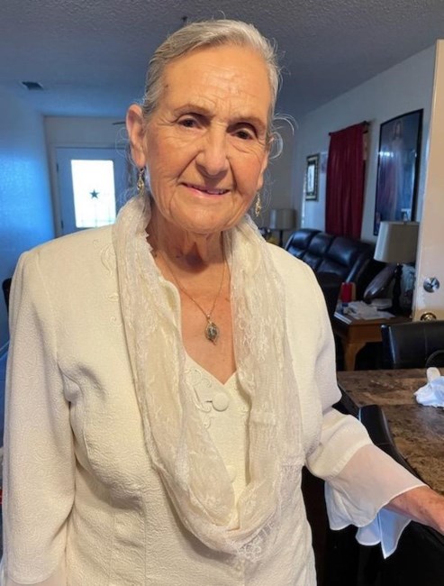 Obituary of Maria Estela Carrera