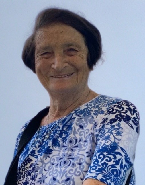 Obituary of Muriel Myer
