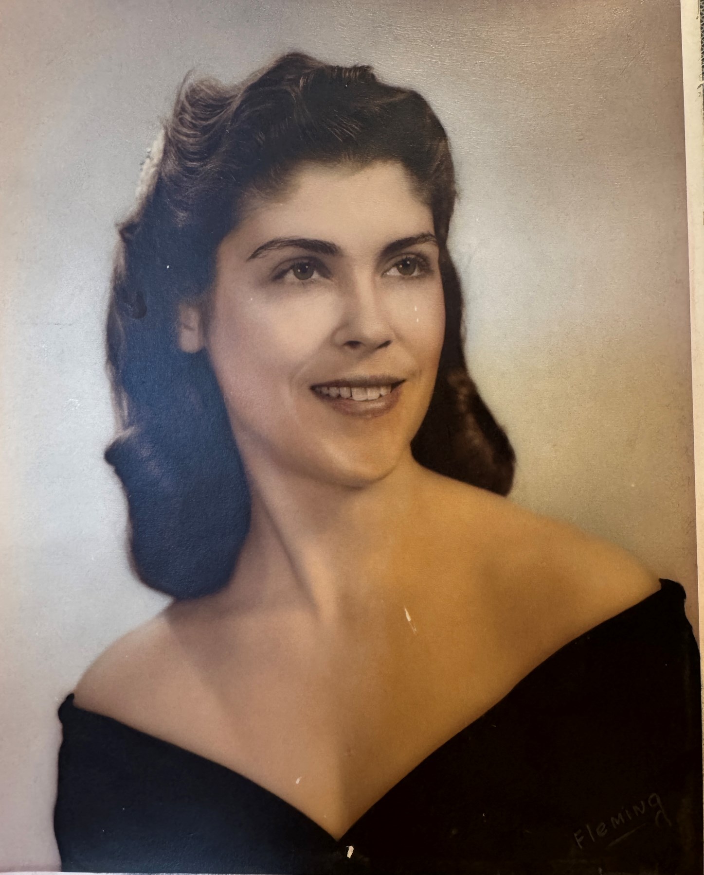 Obituary of Phyllis May Grantham