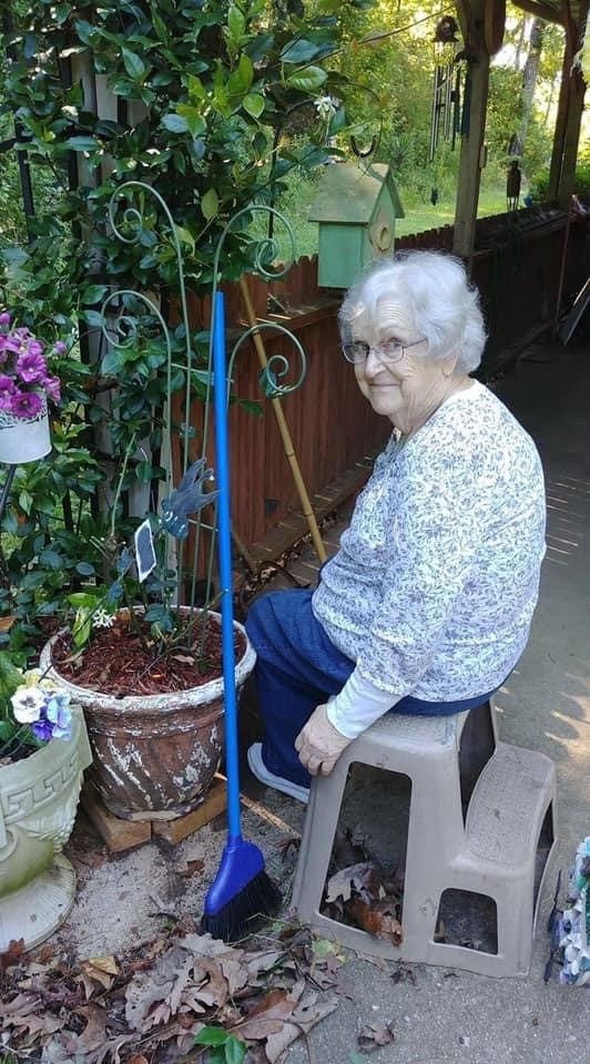 Obituary of Mary Lee Drake