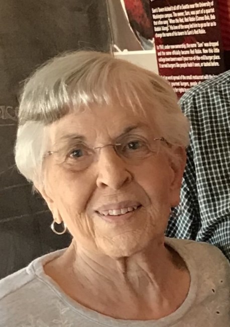 Obituario de Barbara Ruth Ruth Sanderson