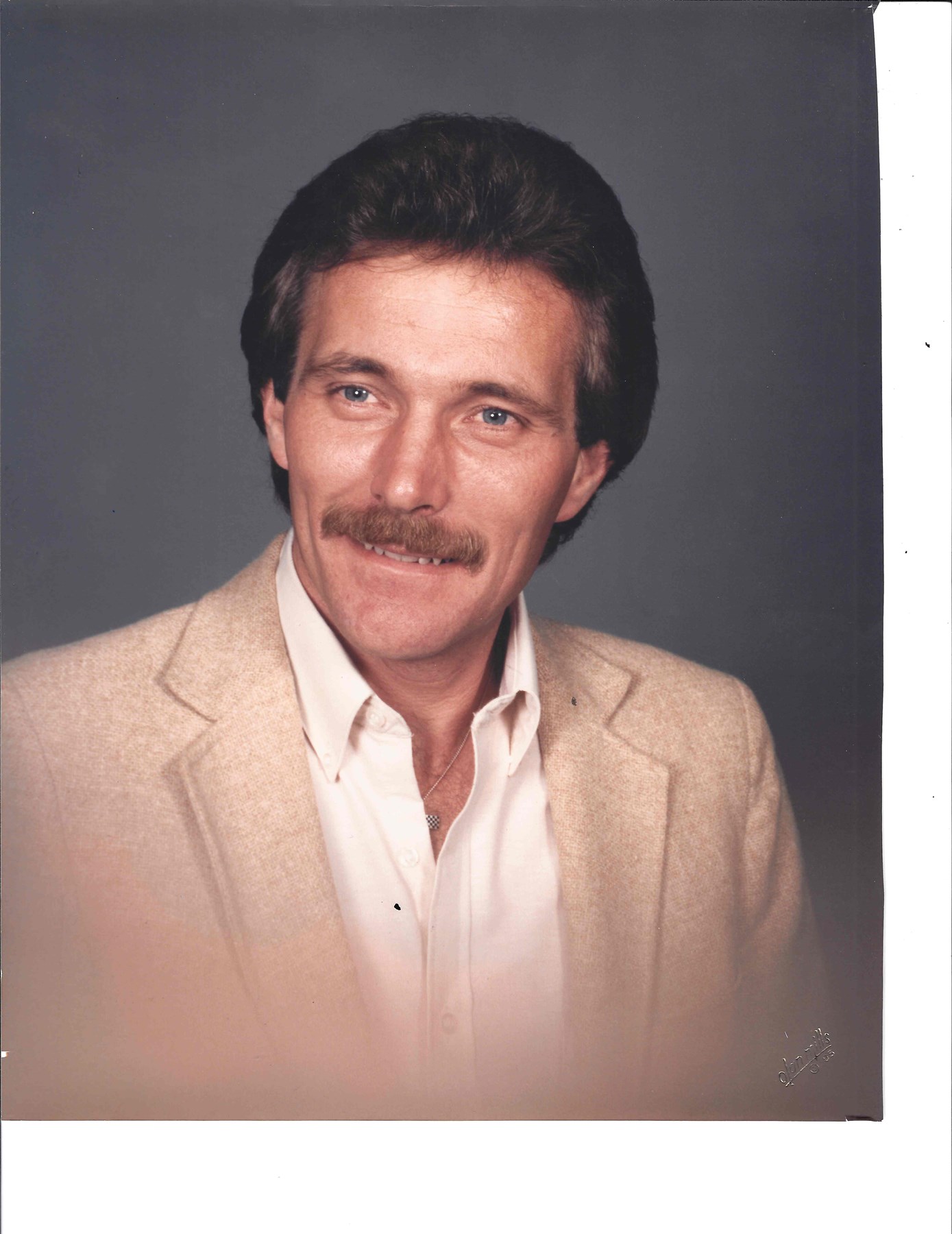 Obituary of Ernie Lee Shelton