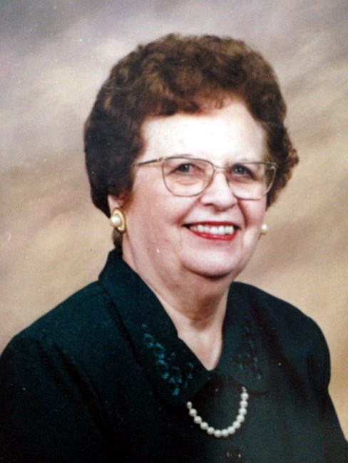 Obituary of Violet M Reynolds