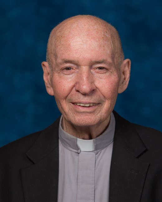 Obituario de Rev. Robert Edward Hackel S.M.