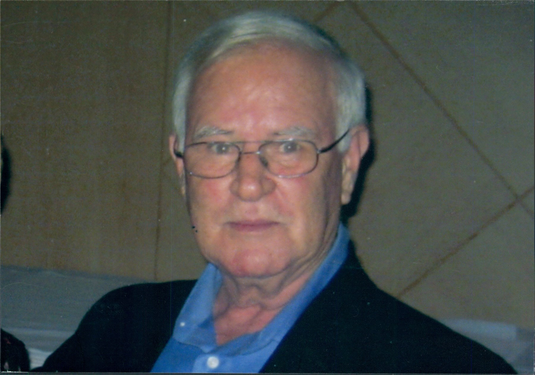 Obituary of Dale Walter Stirling
