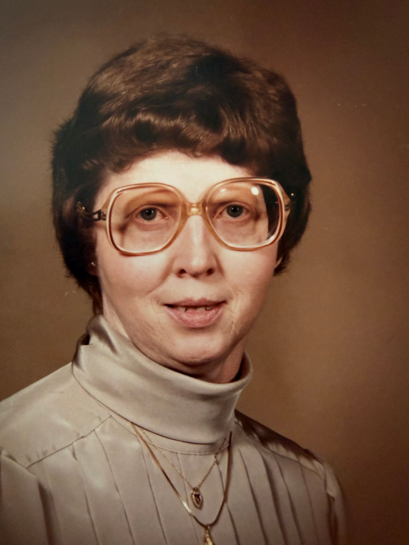 Obituary of Vivian Pearl Calvert