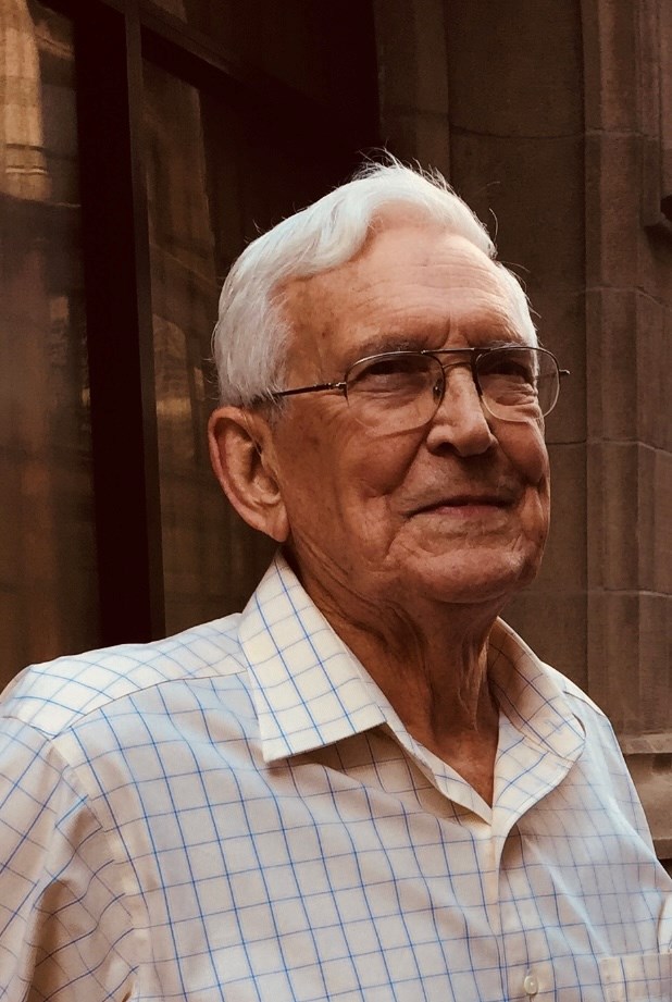 Avis de décès de John P. Phair