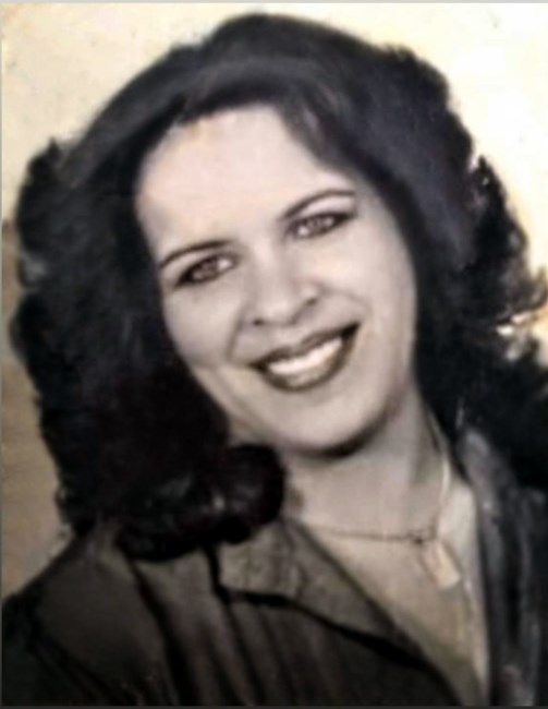 Obituary of Gloria Sanchez de Diaz