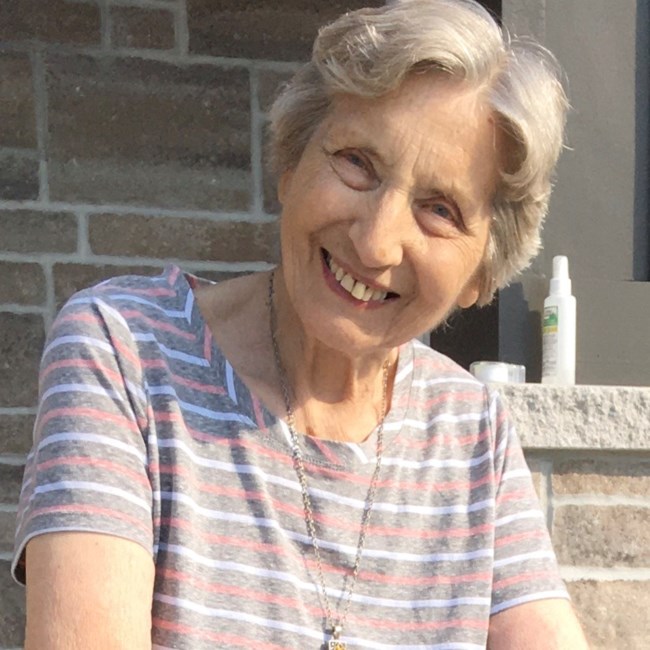 Obituary of Christa Elisabet Kamenz