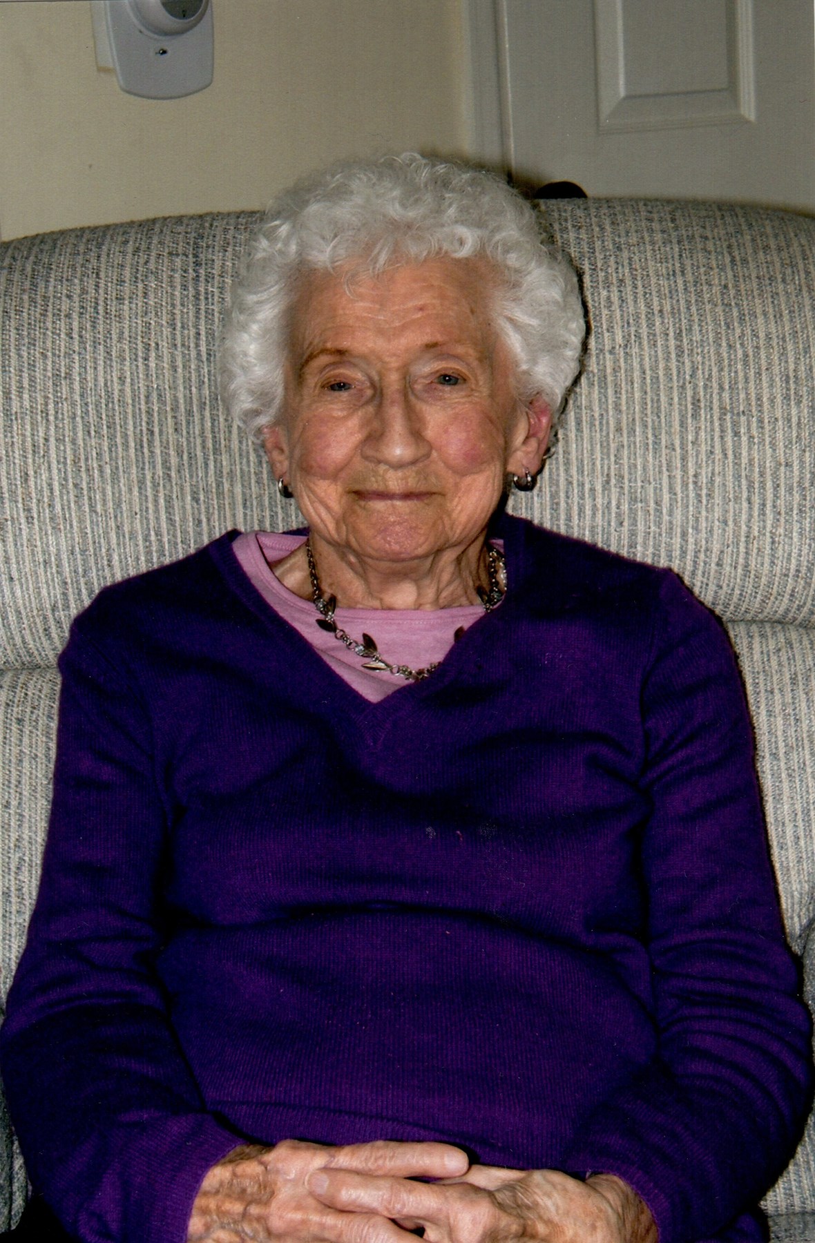 Obituary of Evelyn Dolores Stewart