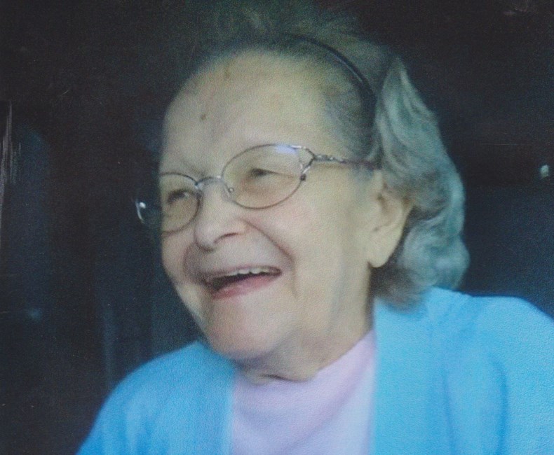 Obituary of Helen Joyce White