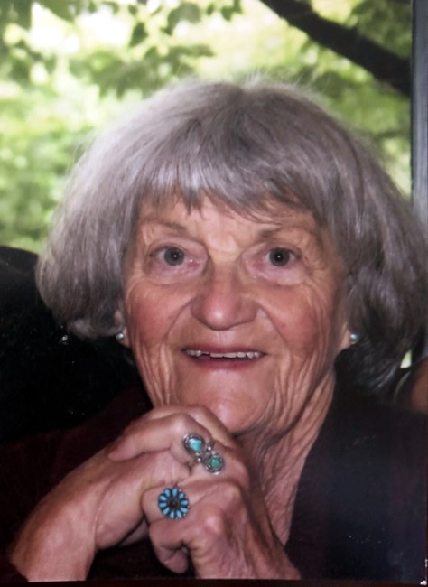 Obituary of Lillian Gloria Carver