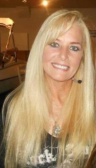 Obituary of Treva Lavelle Johnston