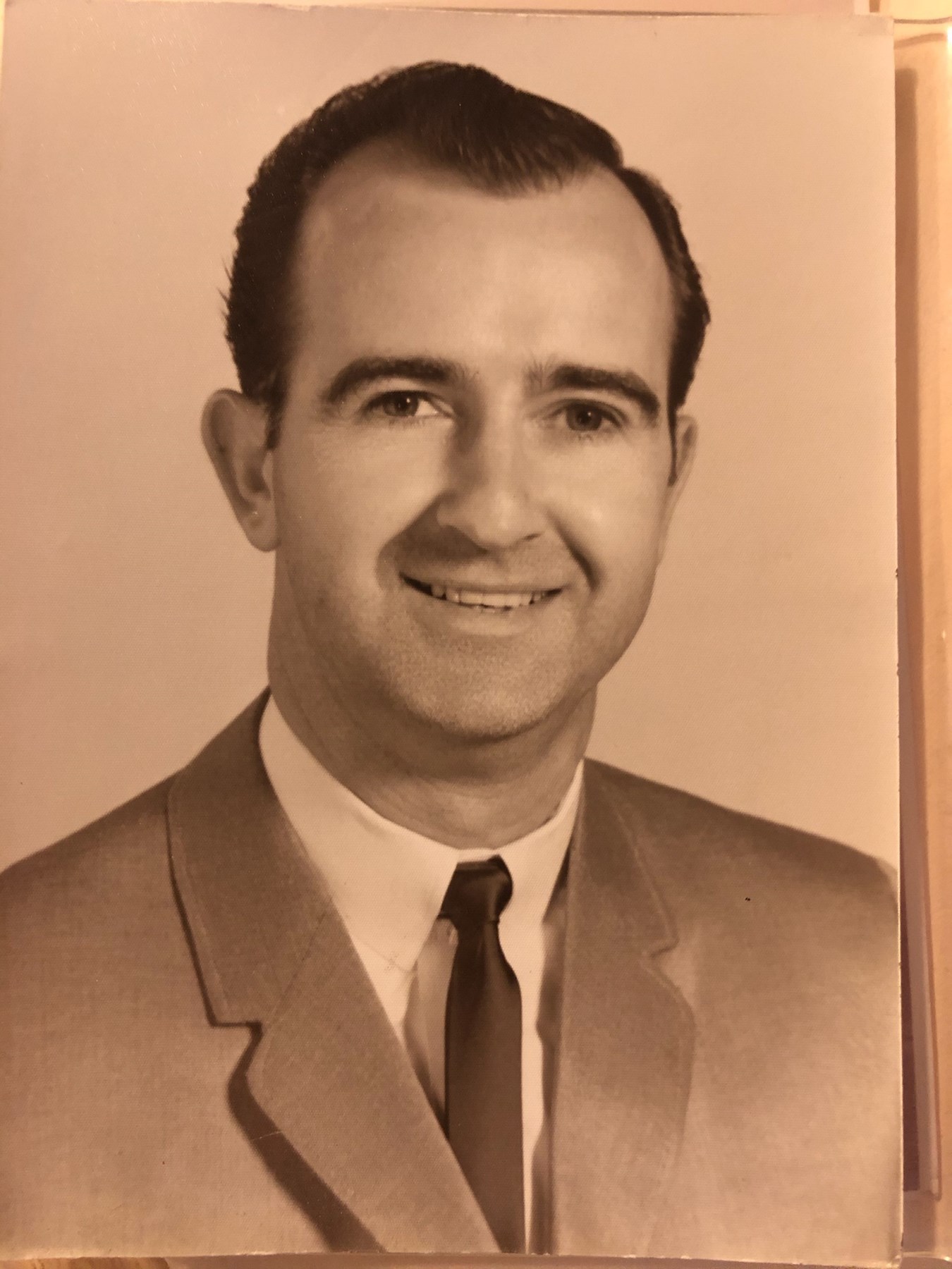 Obituary of James Howard Ivey