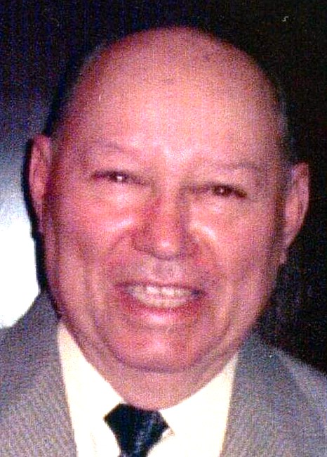 Obituario de J. Richard "Dick" Ouellette