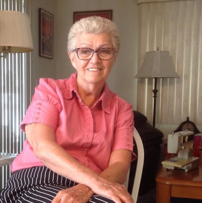 Obituario de Joanne R Warriner