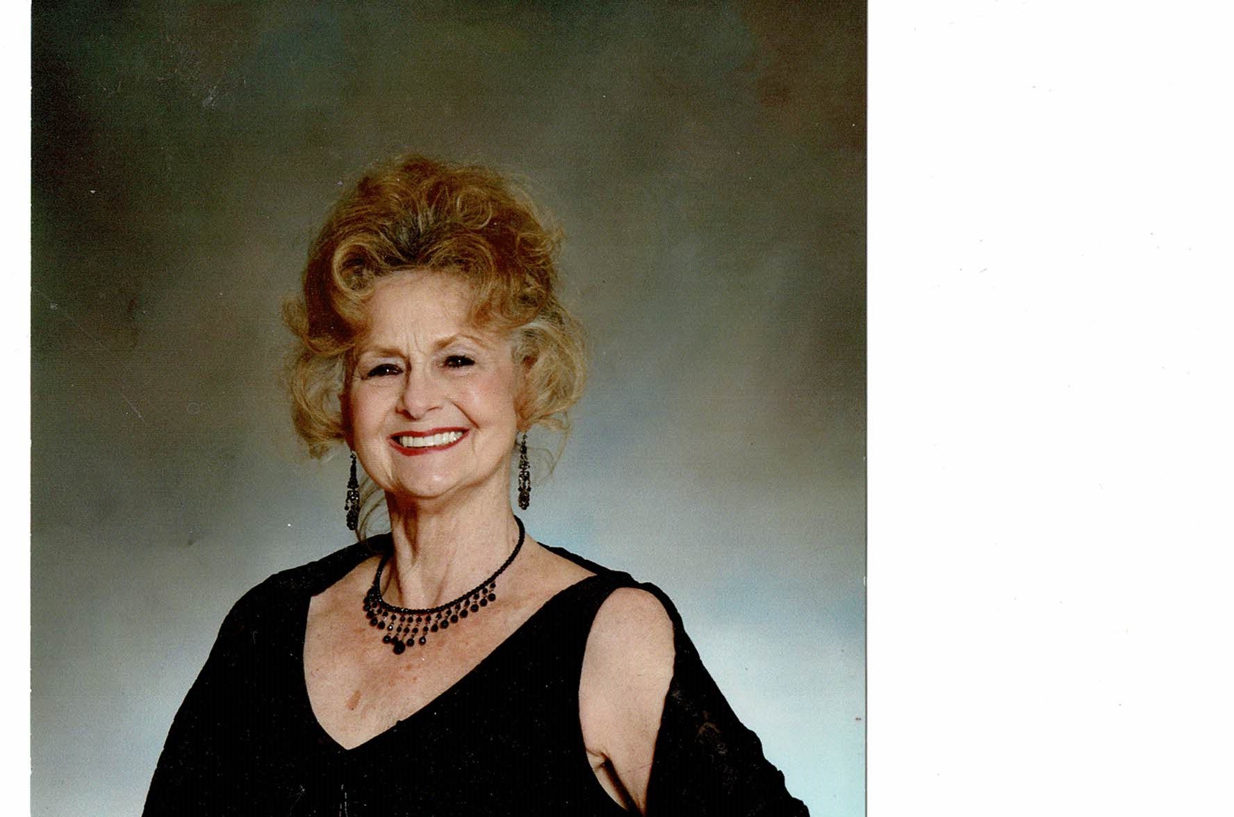 Obituary of Betty Joyce Harpst Douglas