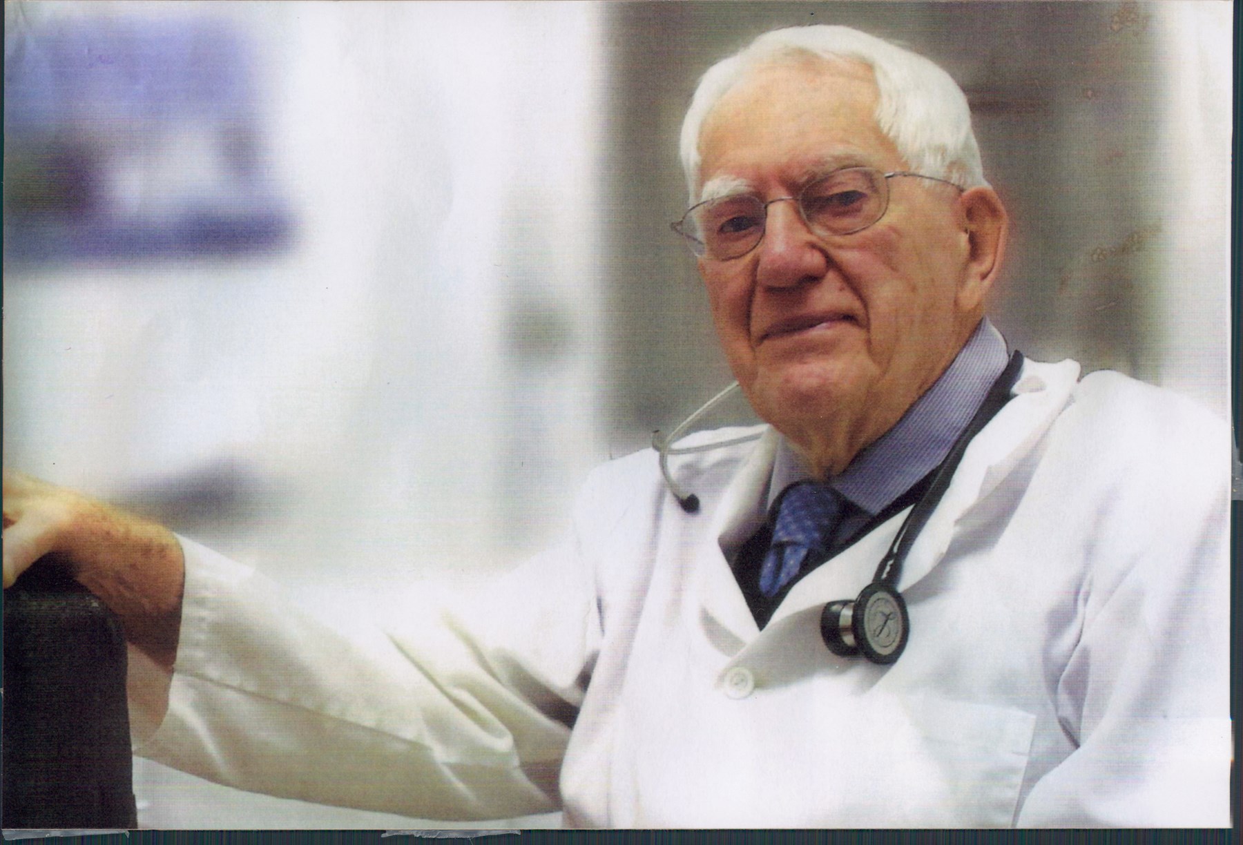 Obituary of Dr. Alvin E.C. MacRae