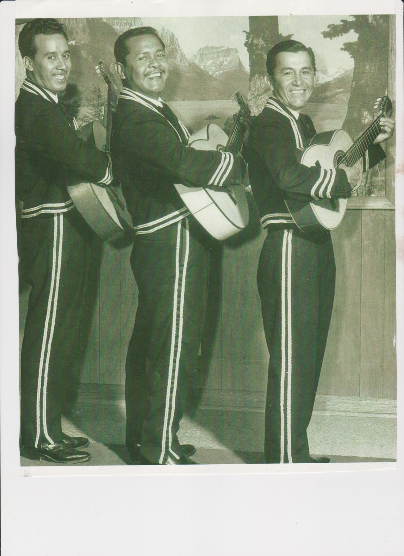 Obituary of Cruz Gomez Niavez