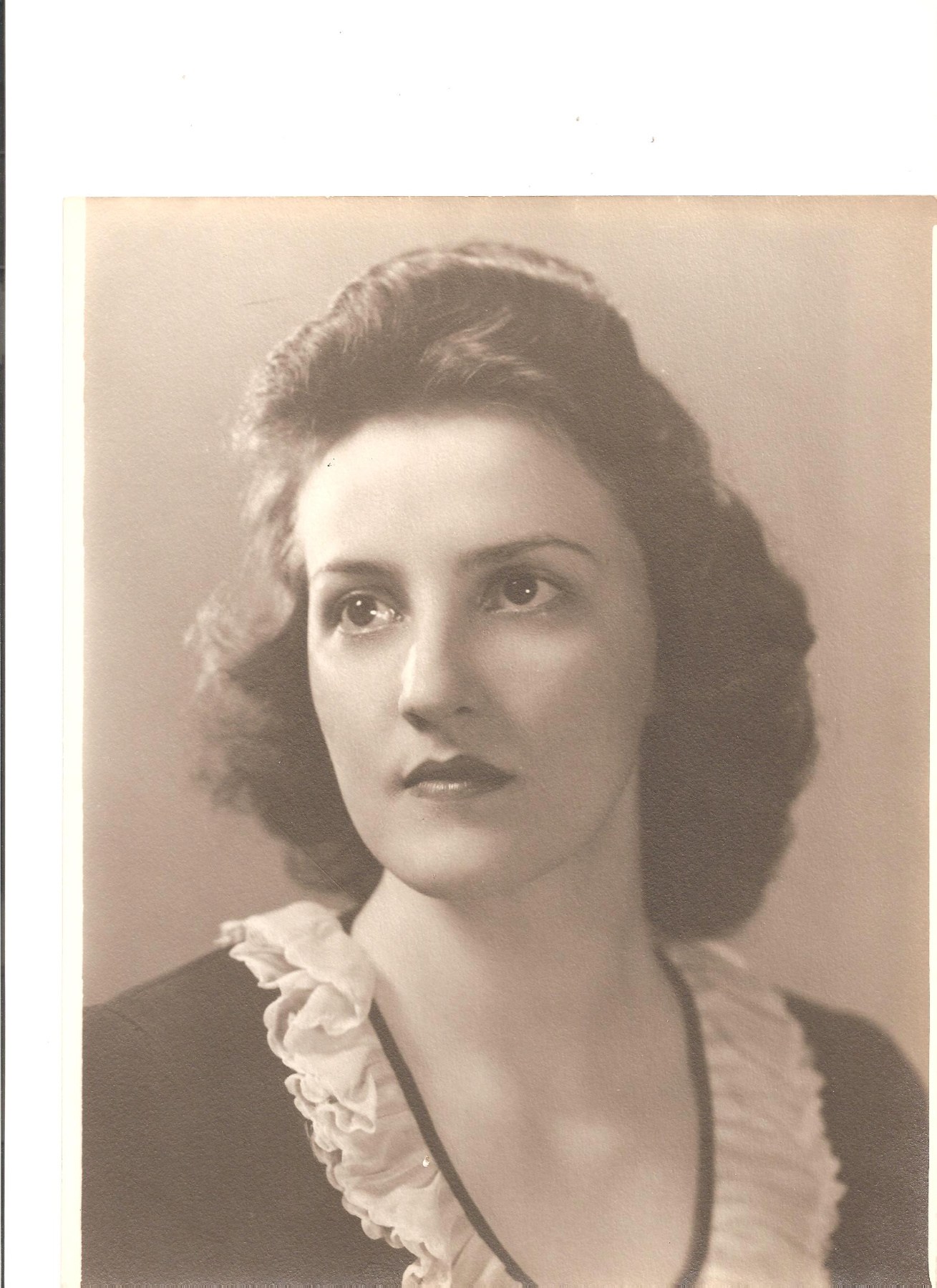 Obituary of Dorothy J. Gregory