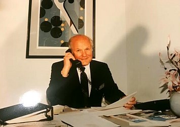 Obituary of Walter Pickard Hayes