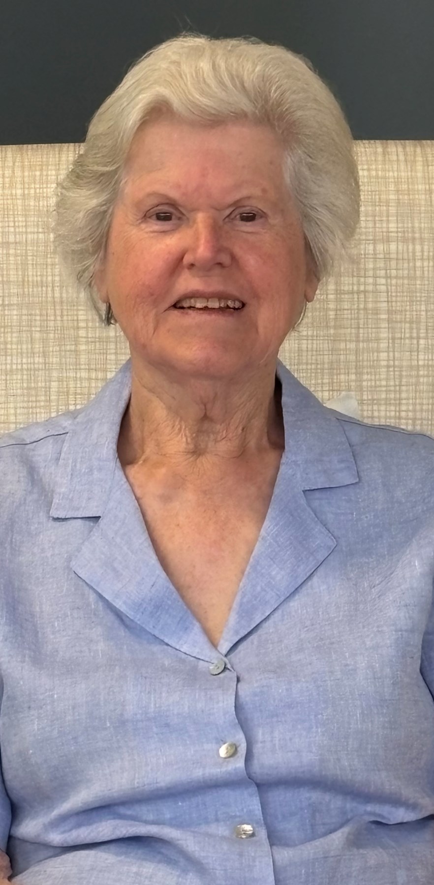 Obituary of Christa E. Langhammer