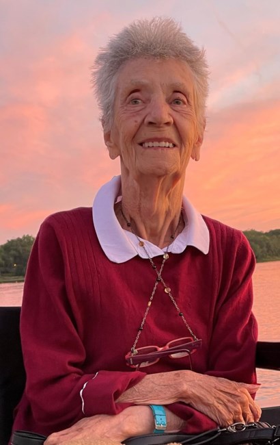 Obituario de Phyllis Lewis