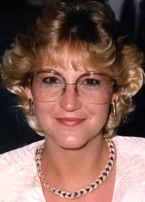 Obituario de Mrs. Virginia Ginger Sutton Cook