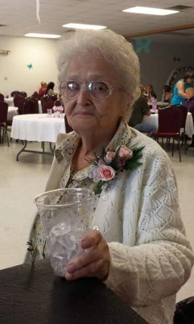 Obituario de Laura S Henry