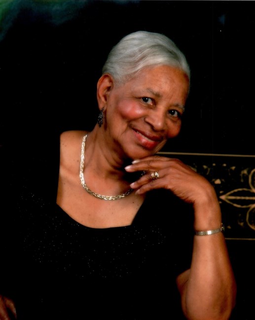 Obituary of Yvonne Lyons-Roper