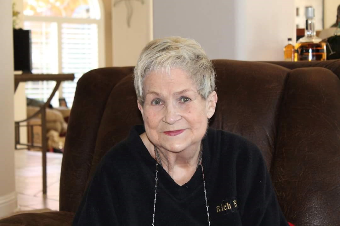 Obituary of Betty J Lindell