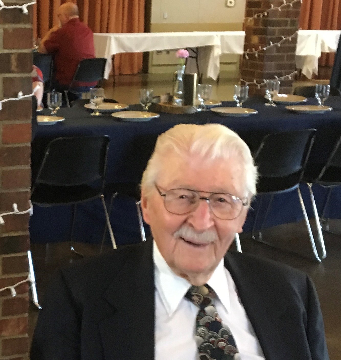 Obituario de Earl Dalton Lucas